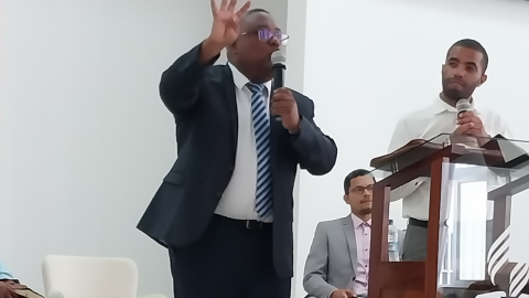 Olivier Yenkamala - Seminário 